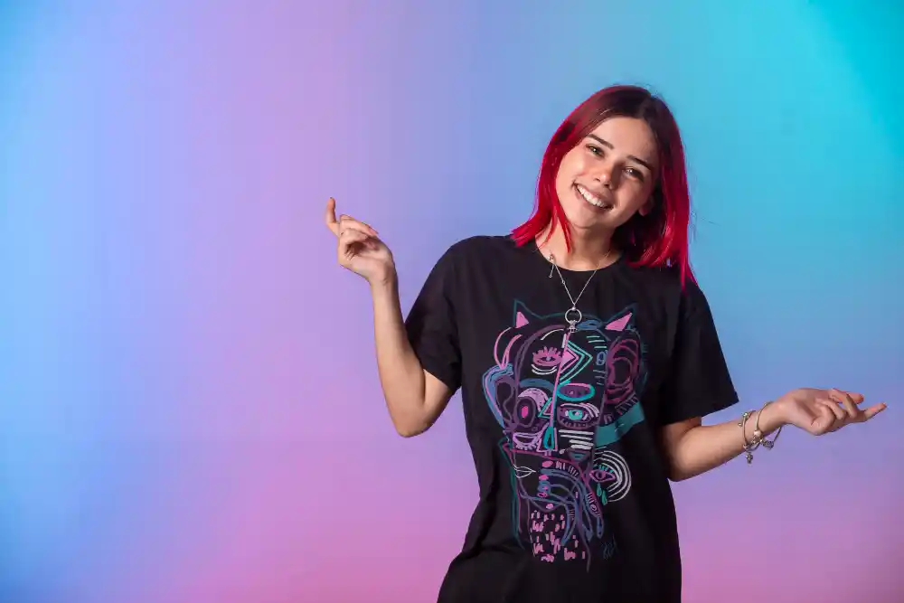 Tampil Beda dengan Kaos Sablon Glitter, Ini Trik Jitu Merawatnya!