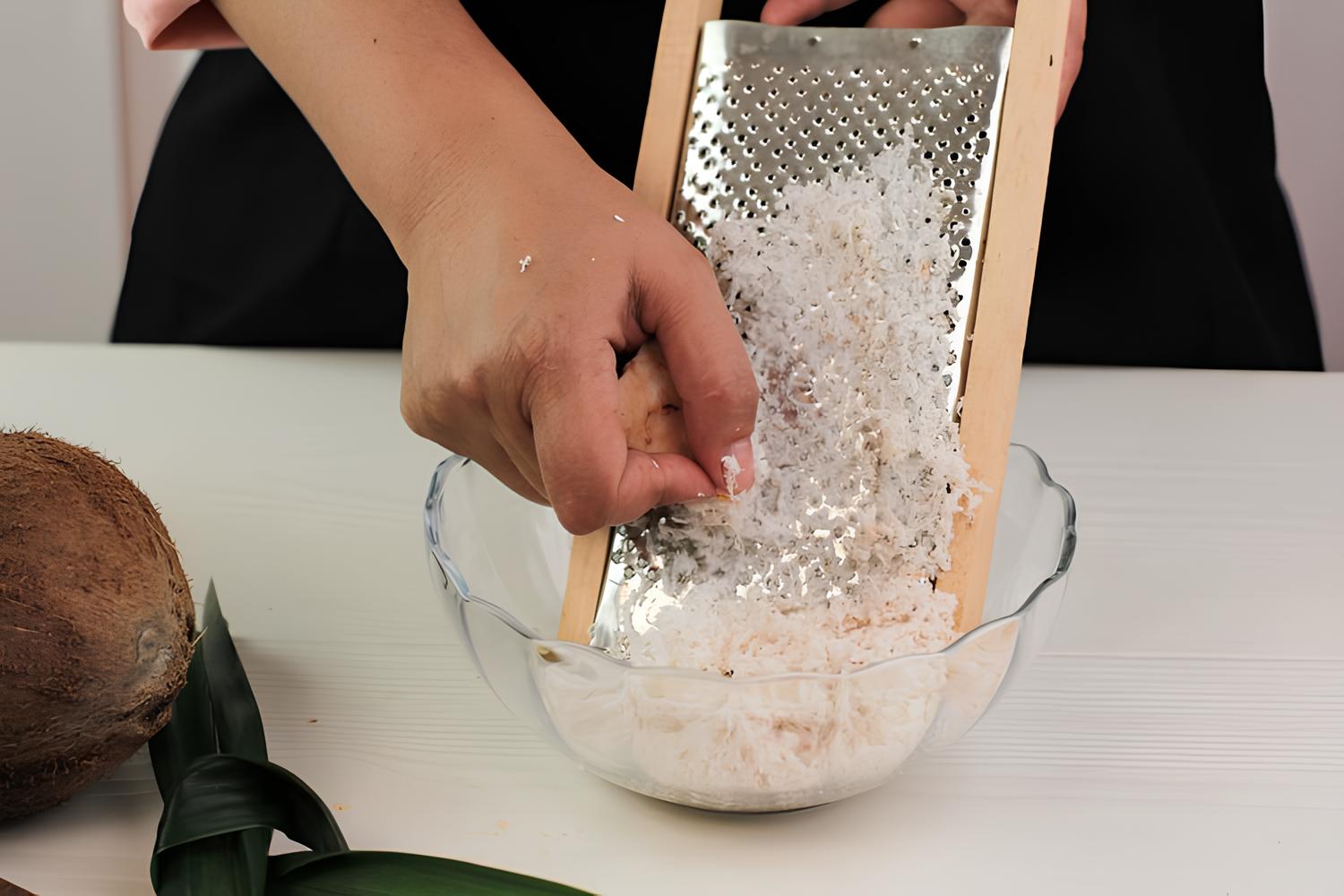 teknik memarut kelapa yang benar