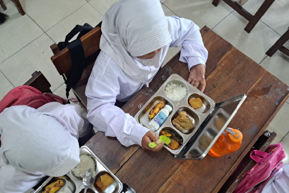 prosedur distribusi makanan gratis