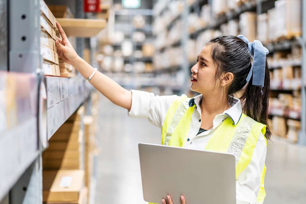 Panduan Penyusunan Laporan Stok untuk Efisiensi Inventaris