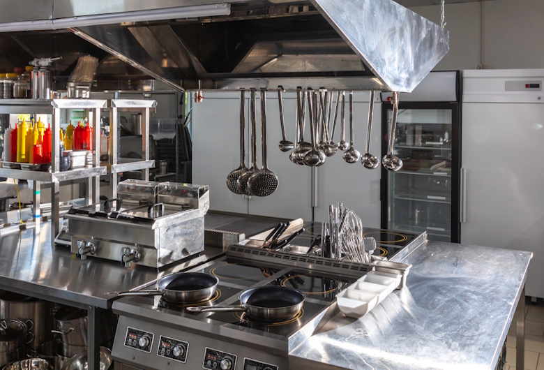 Penerapan Penggunaan Teknologi Dapur Modern untuk Keamanan Pengolahan Makanan