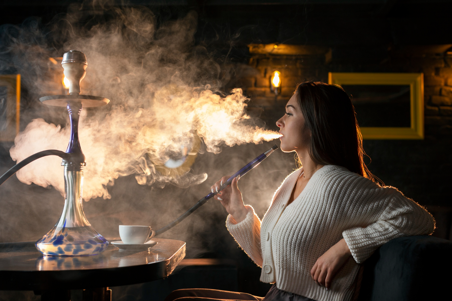 Shisha relaxation for women
